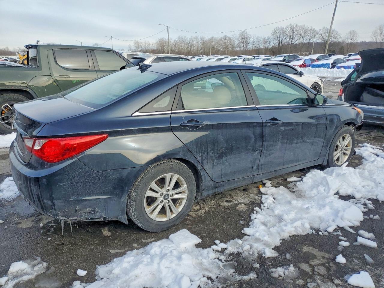 2013 HYUNDAI SONATA