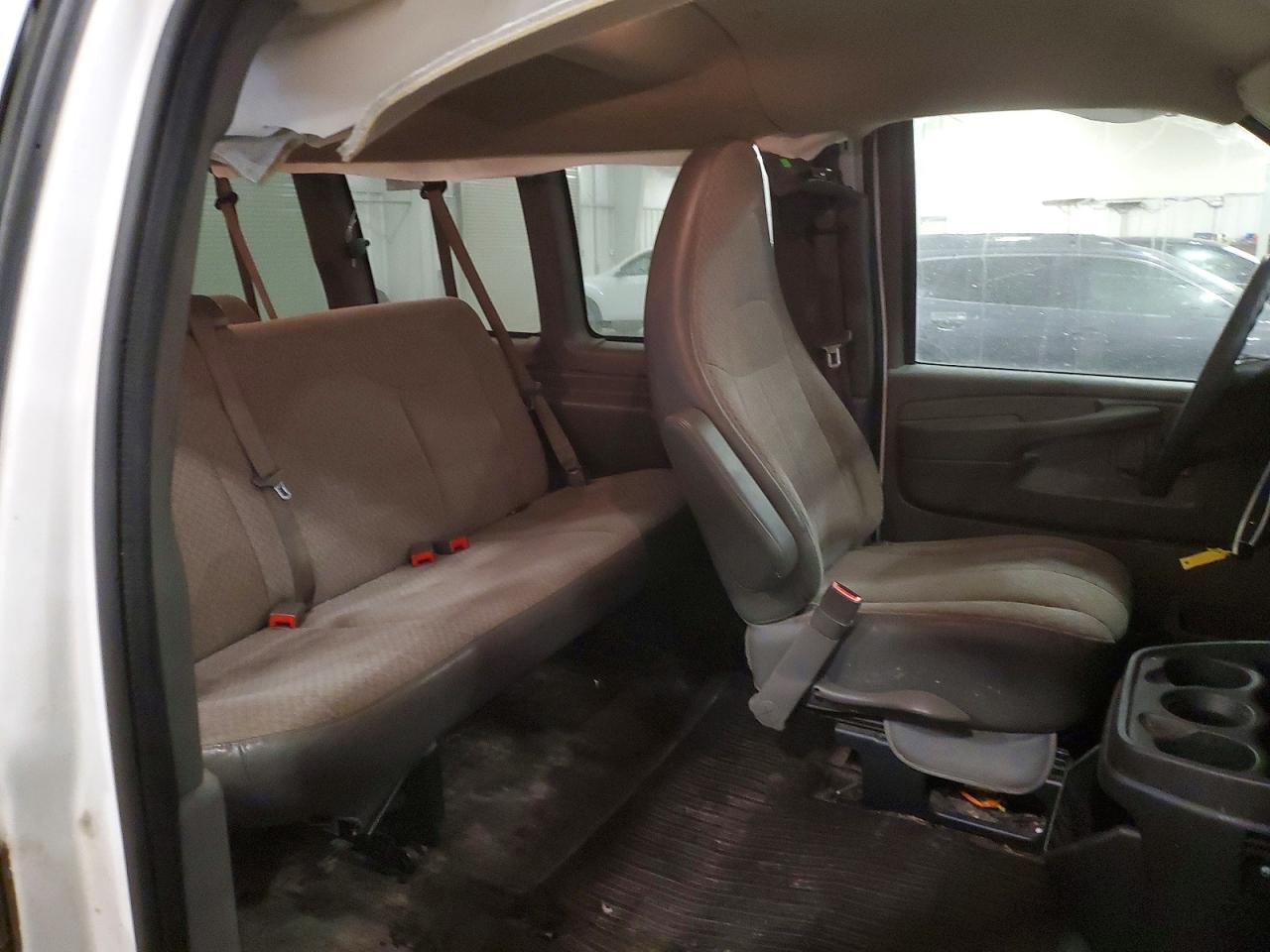 2013 CHEVROLET Express 3500