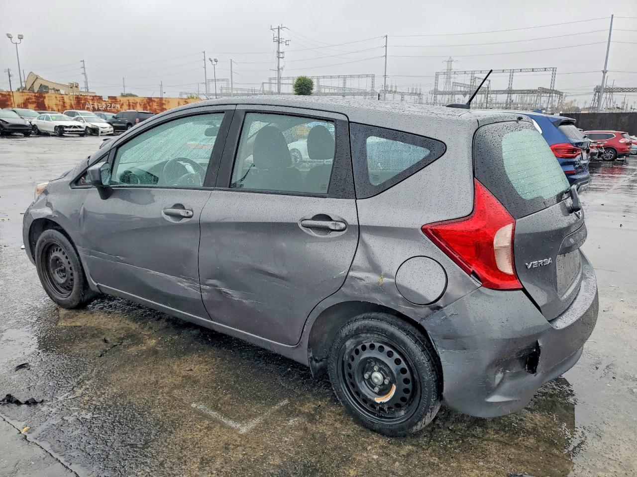 2017 NISSAN Versa Note