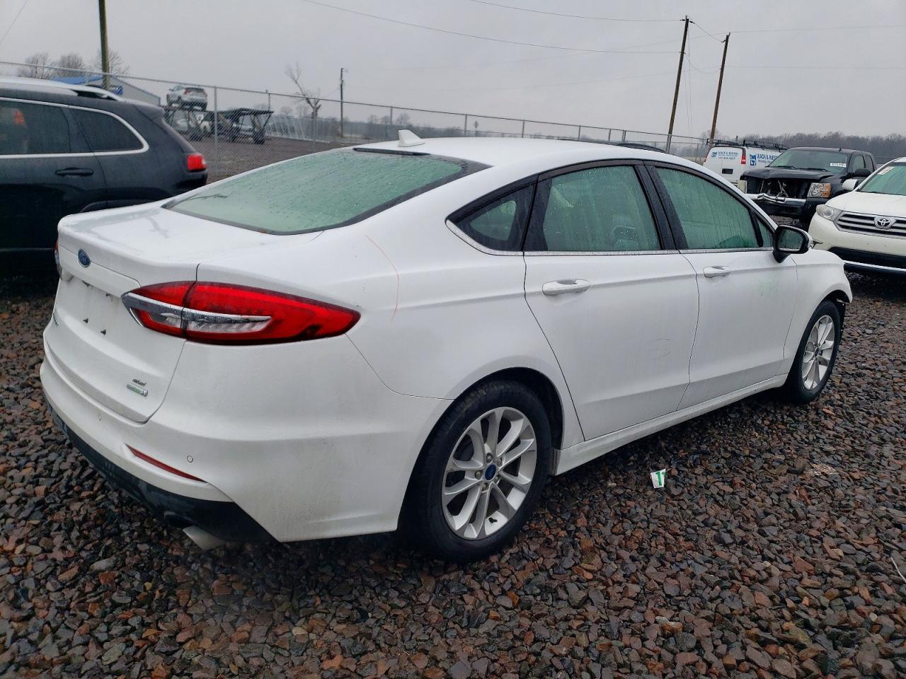 2020 FORD FUSION