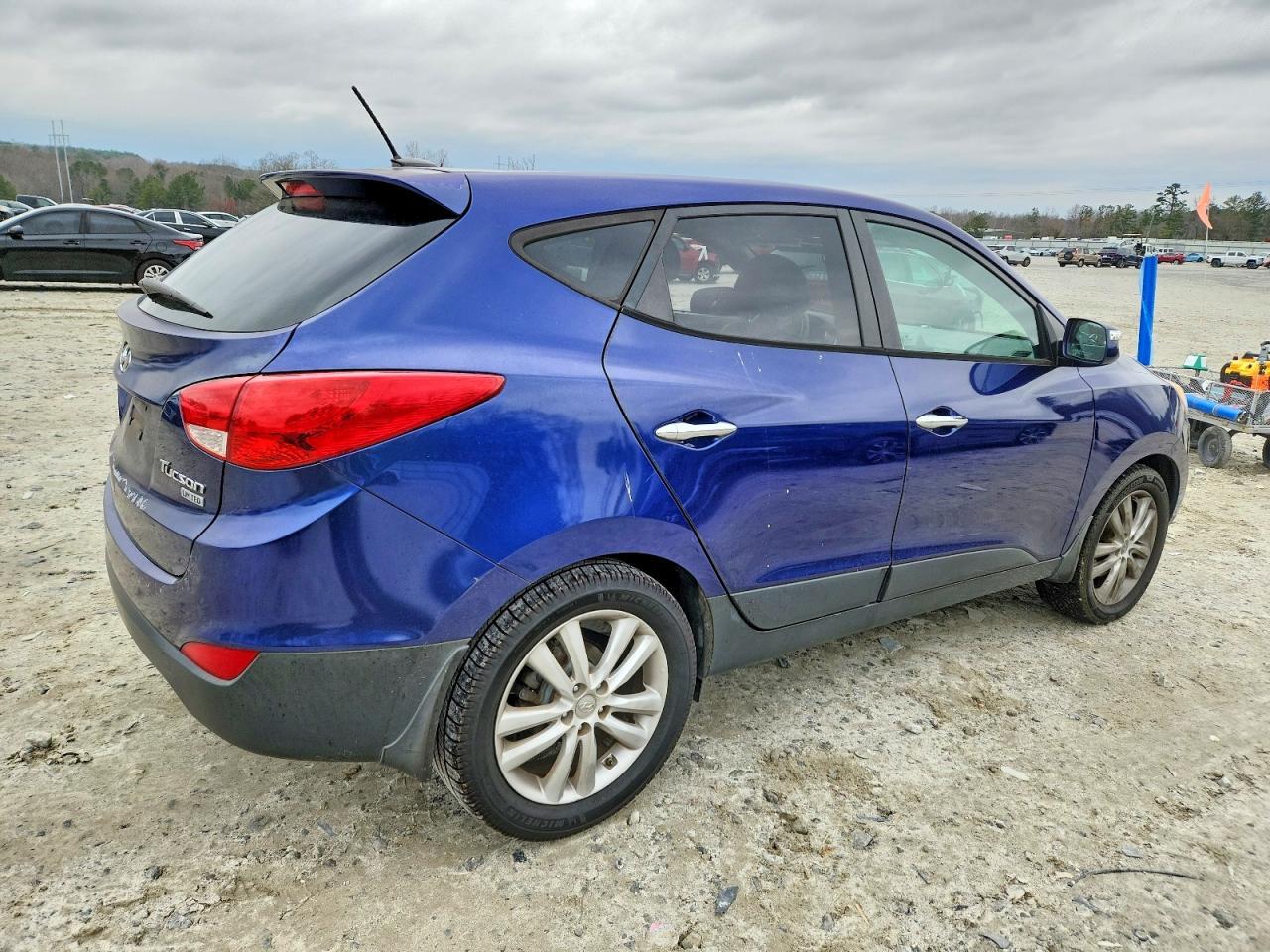 2012 HYUNDAI TUCSON