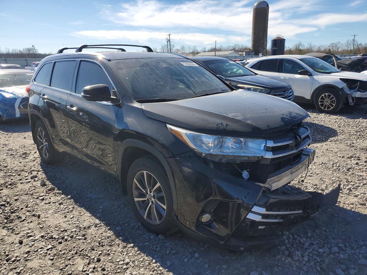 2018 TOYOTA HIGHLANDER