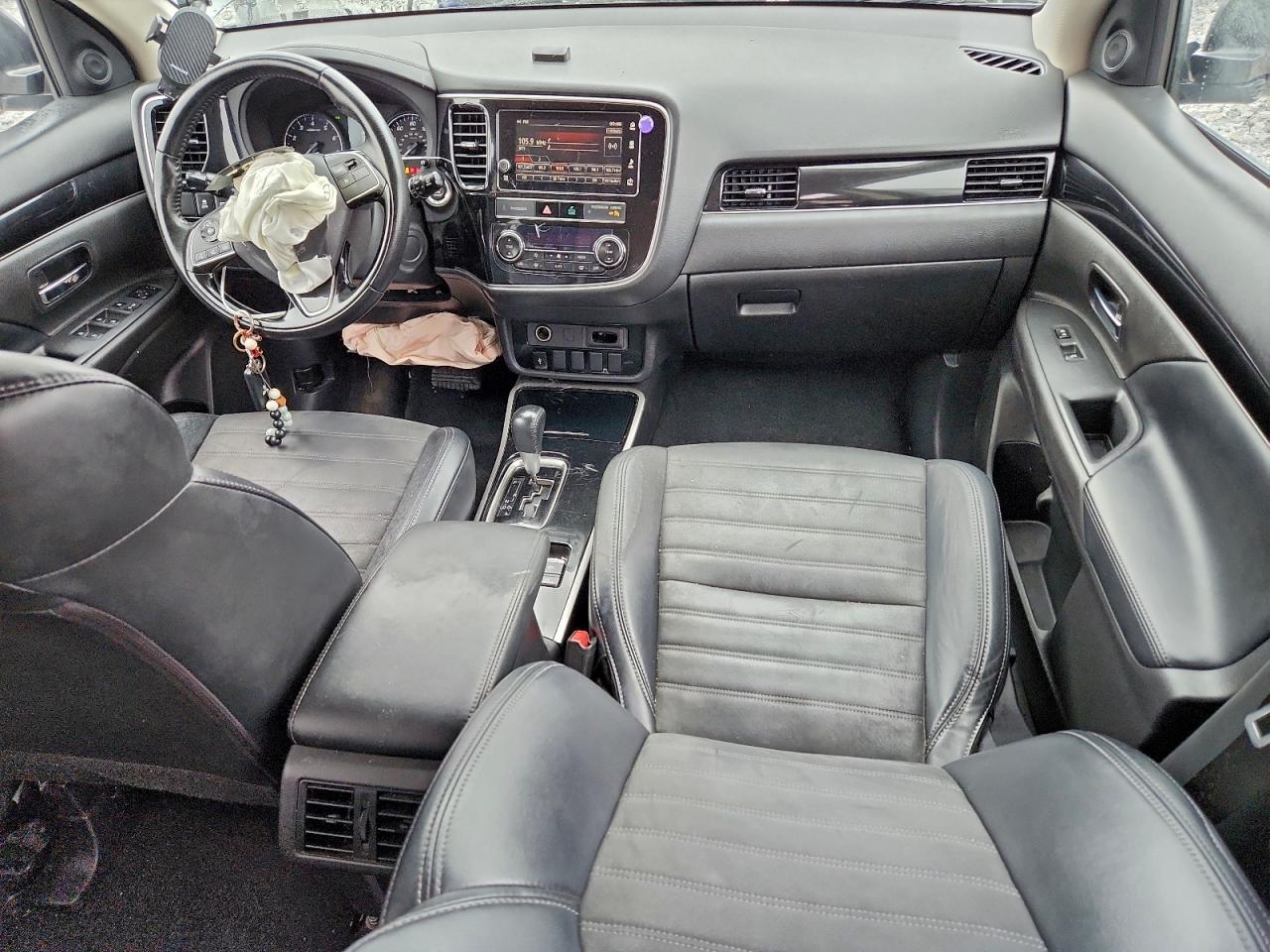 2019 MITSUBISHI outlander