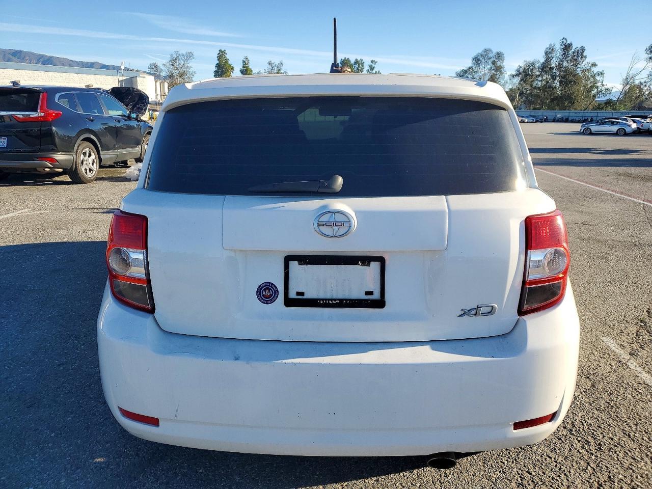 2014 TOYOTA SCION