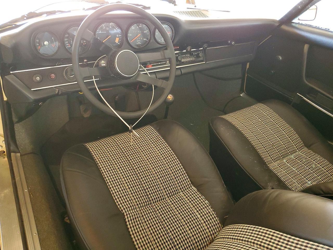 1973 PORSCHE 911