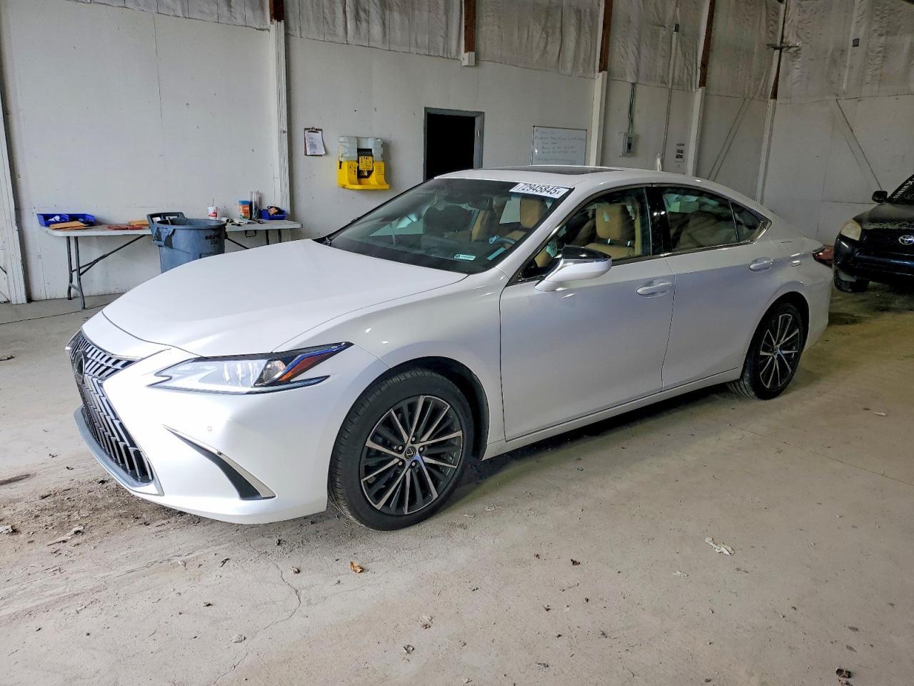 2024 LEXUS ES 250