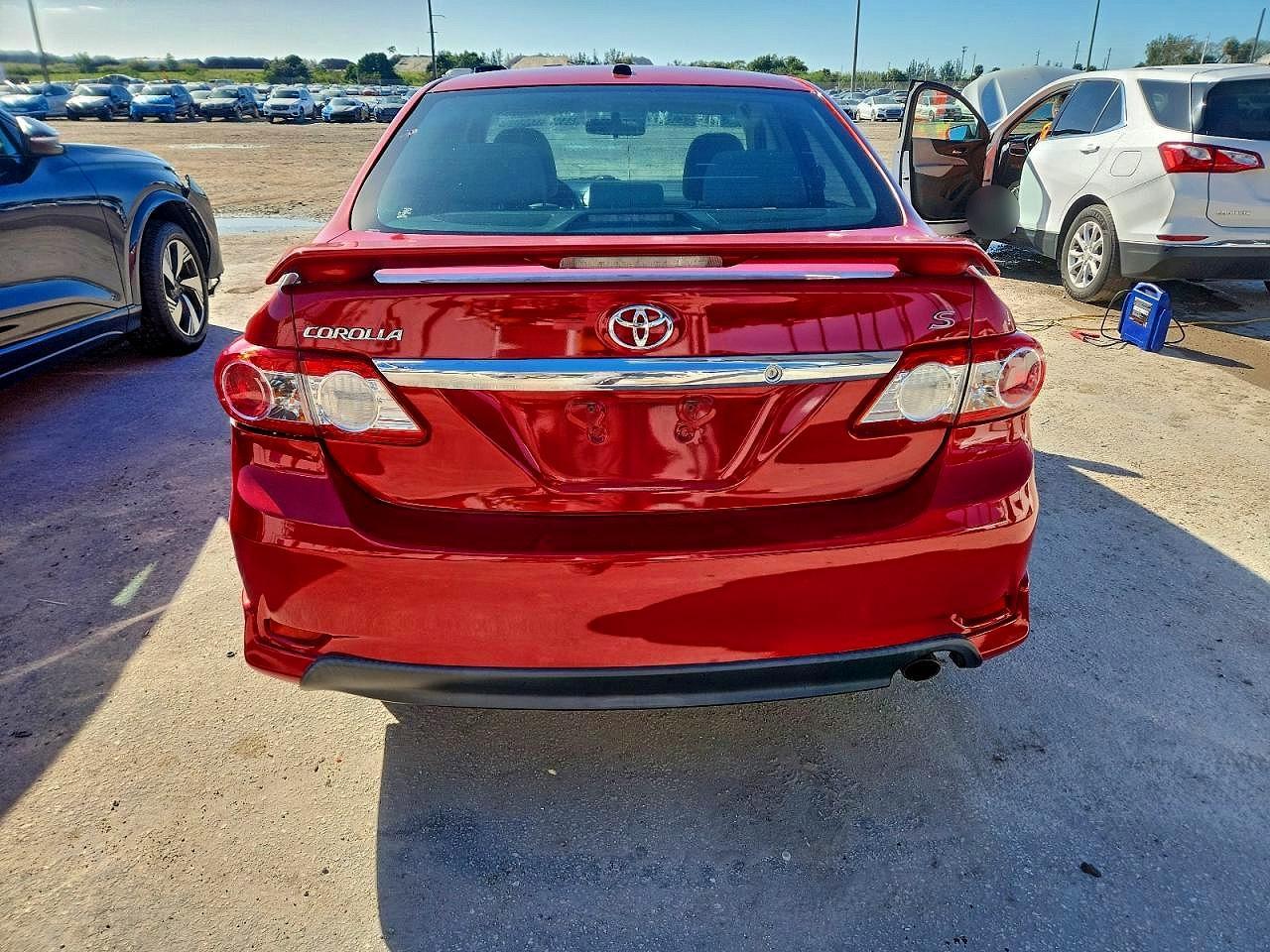 2011 TOYOTA COROLLA