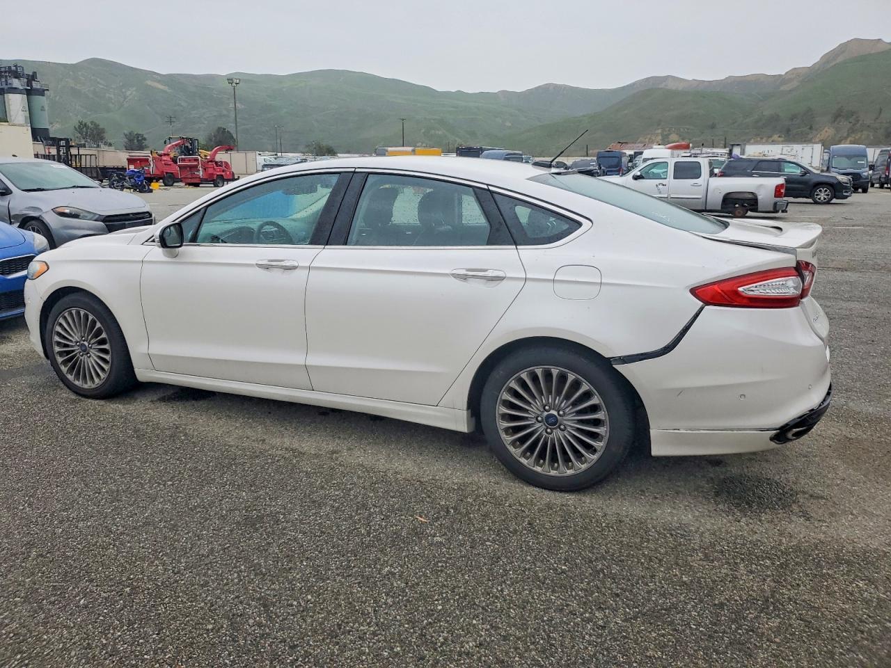 2013 FORD FUSION