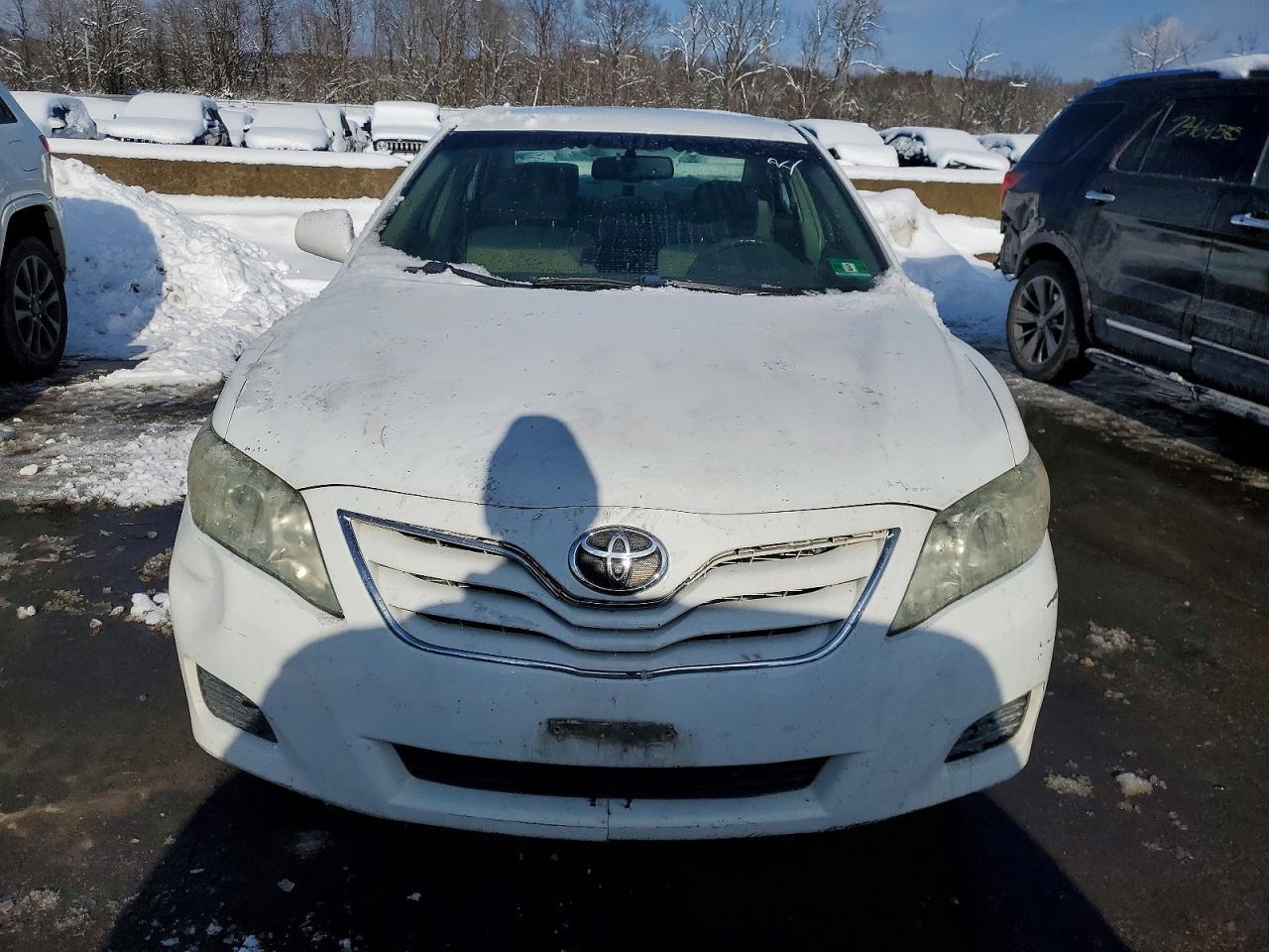 2010 TOYOTA CAMRY