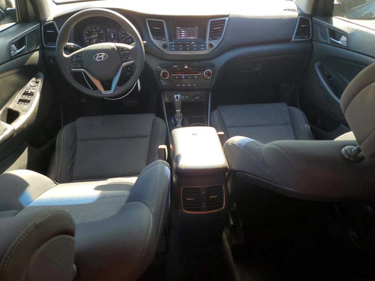2017 HYUNDAI TUCSON