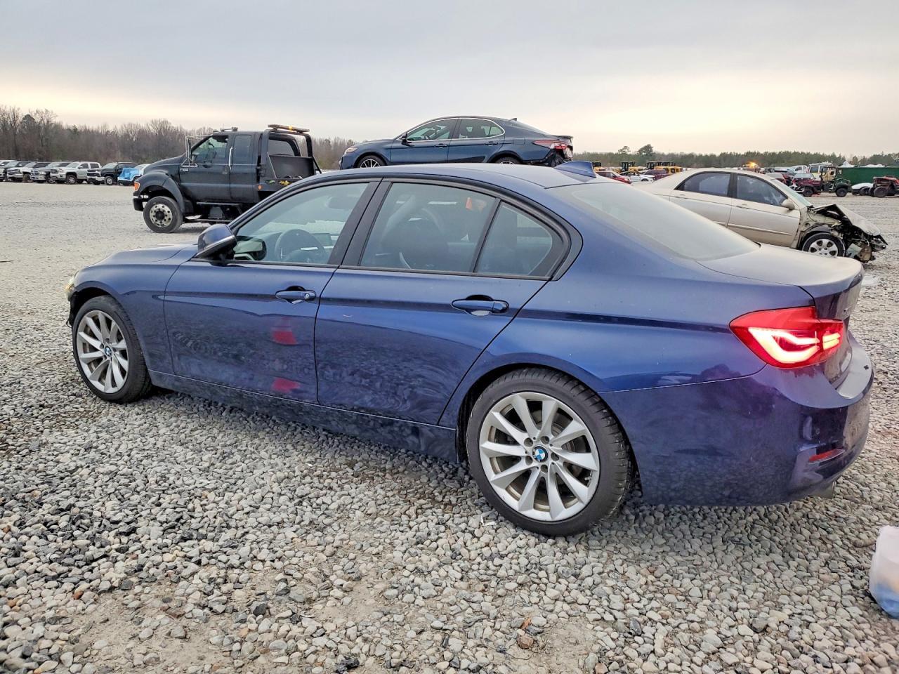 2018 BMW 3 SERIES