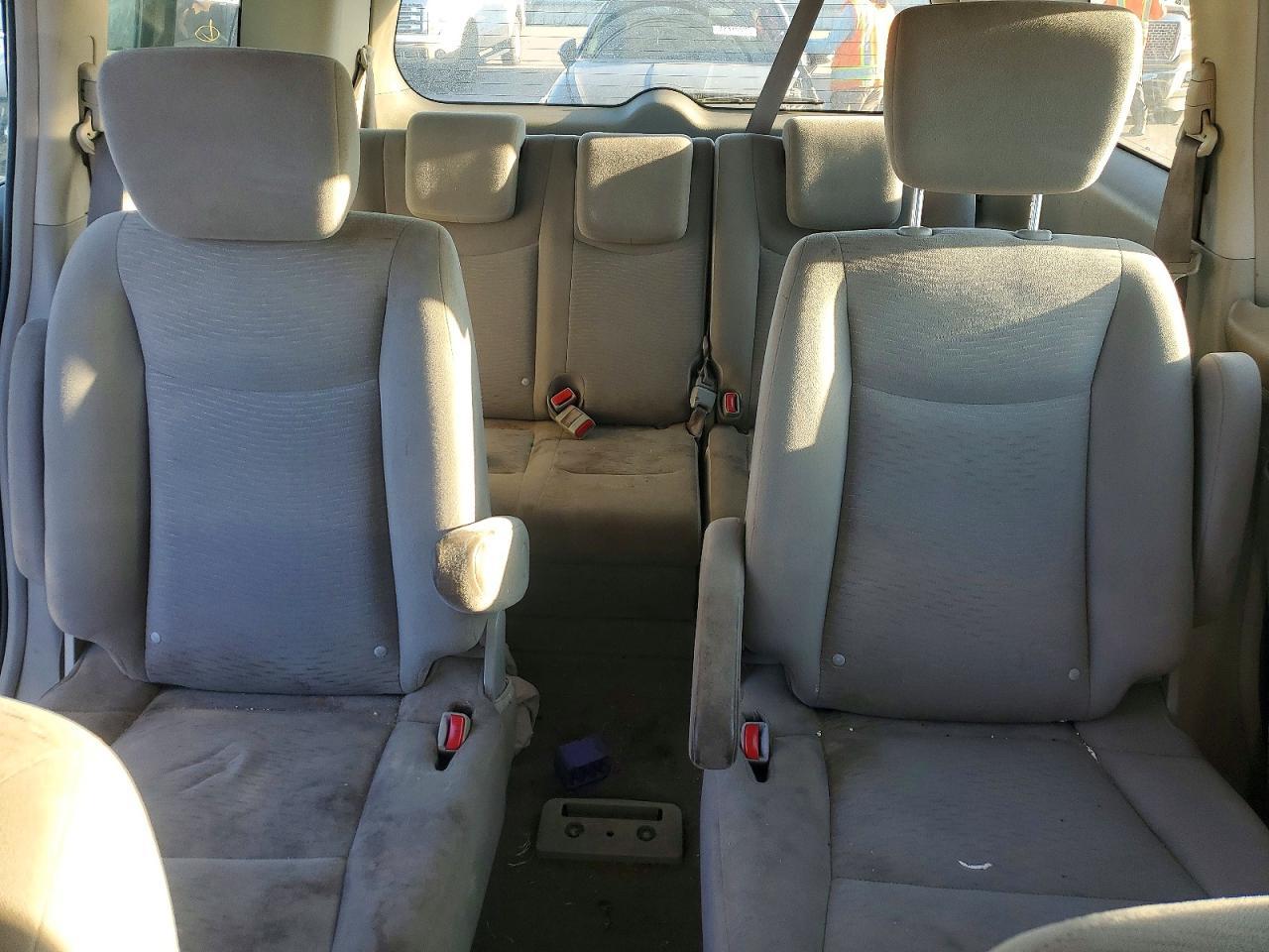 2013 NISSAN Quest