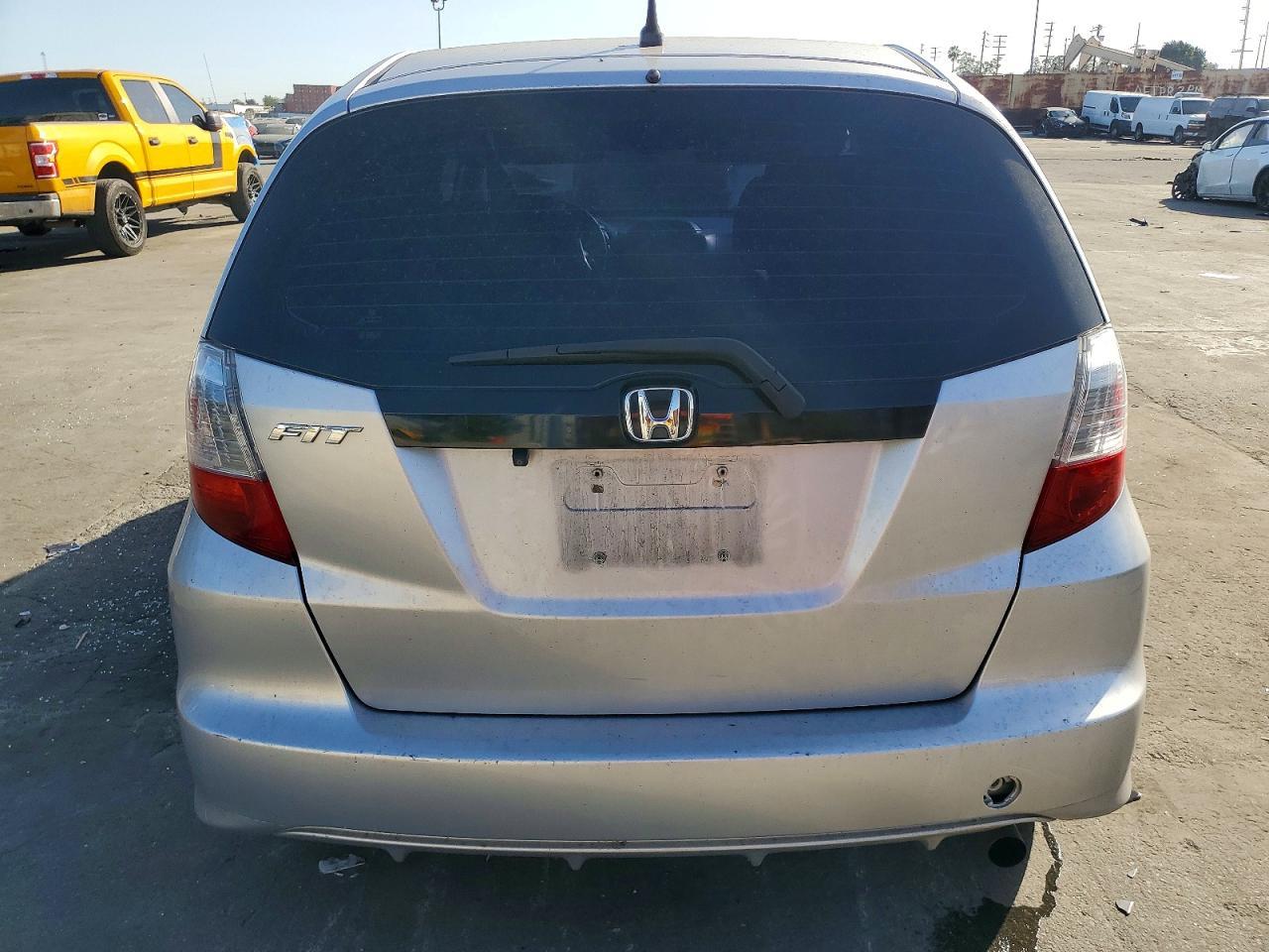 2013 HONDA FIT