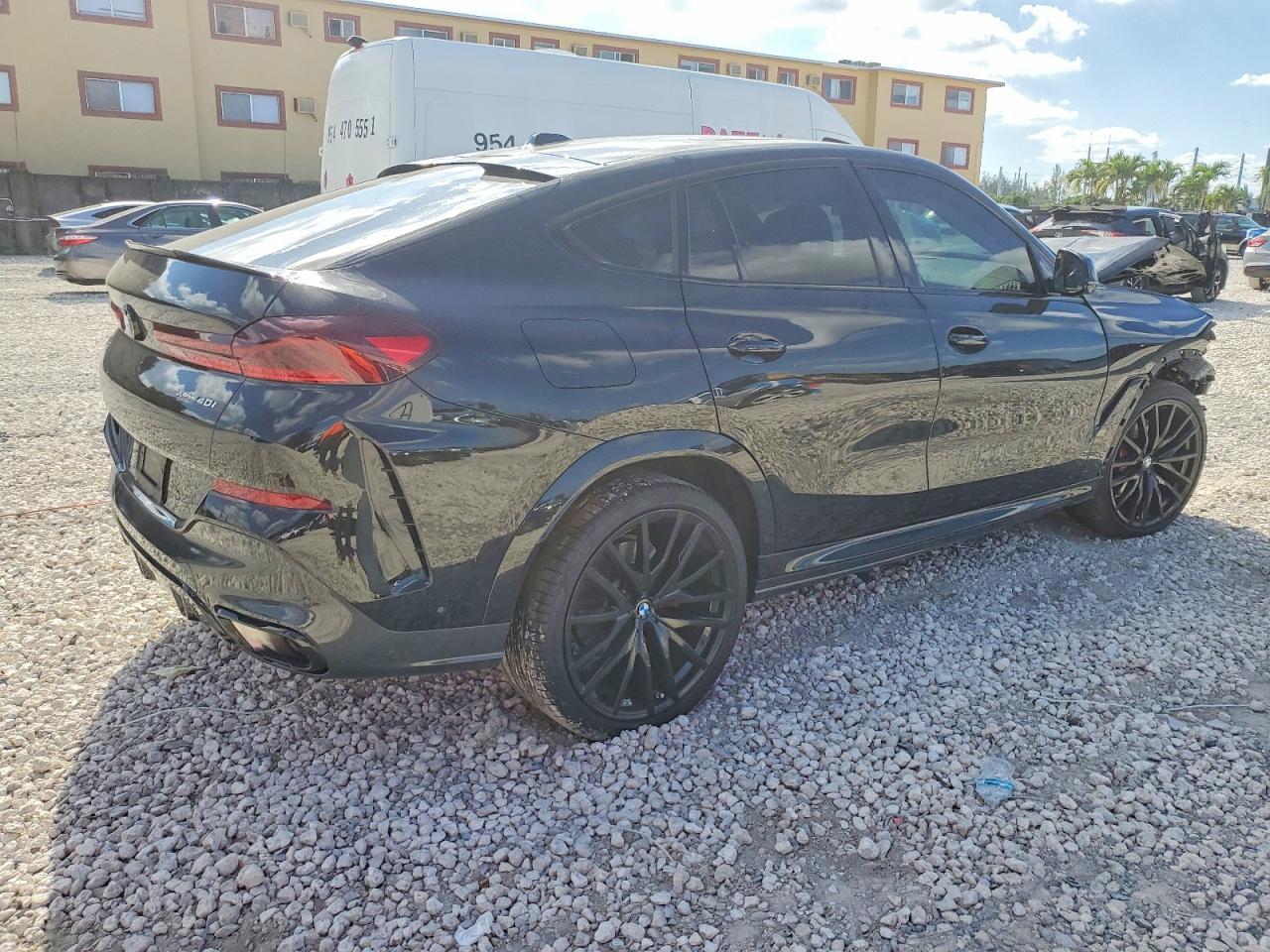 2024 BMW X6
