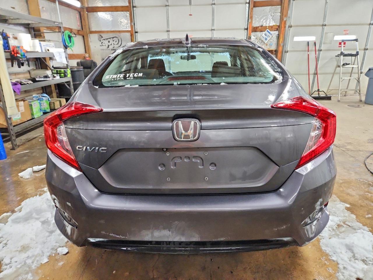2018 HONDA CIVIC