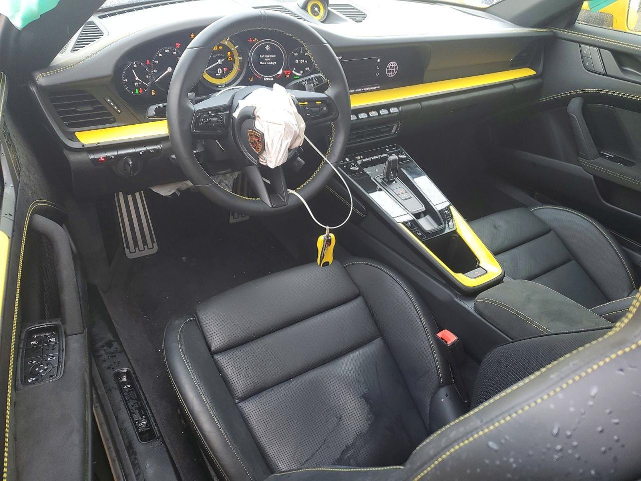 2022 PORSCHE 911