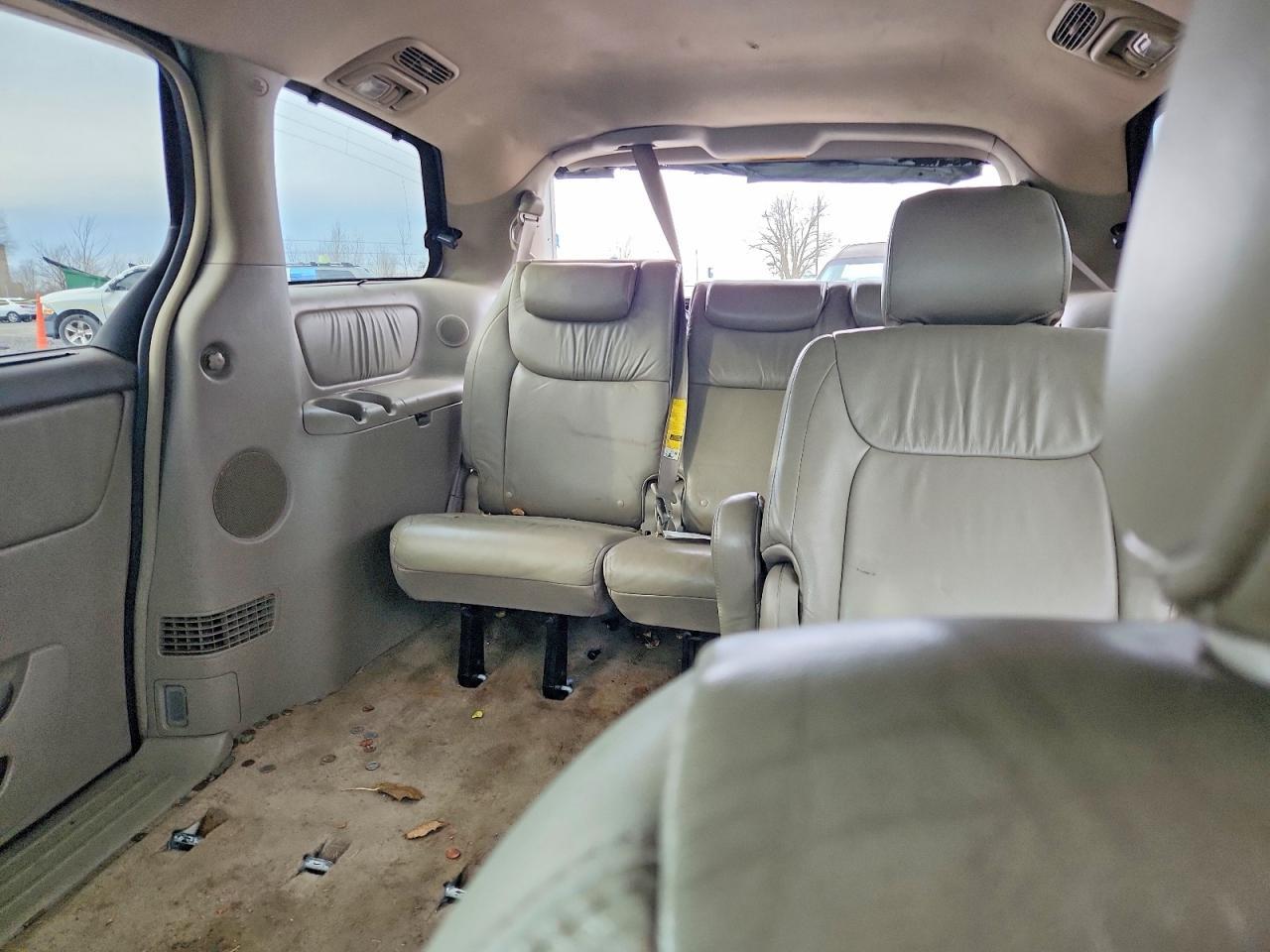 2008 TOYOTA SIENNA