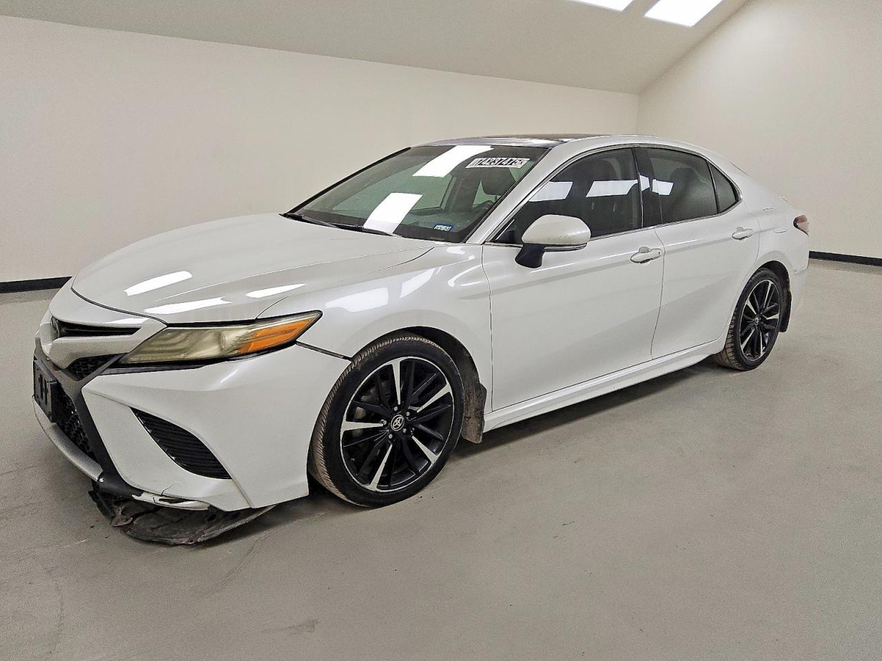 2019 TOYOTA CAMRY