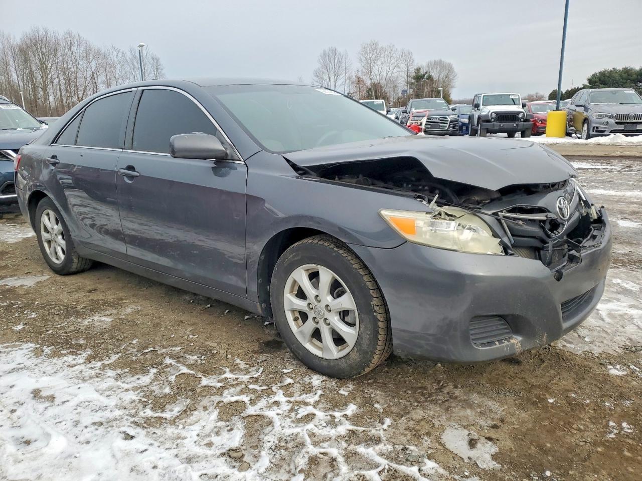 2011 TOYOTA CAMRY