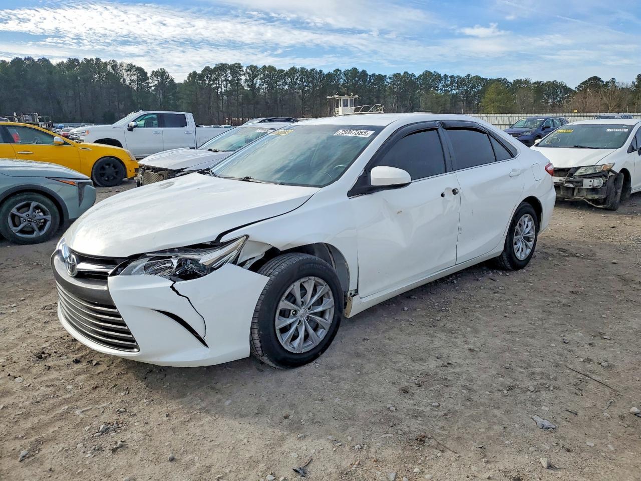 2017 TOYOTA CAMRY