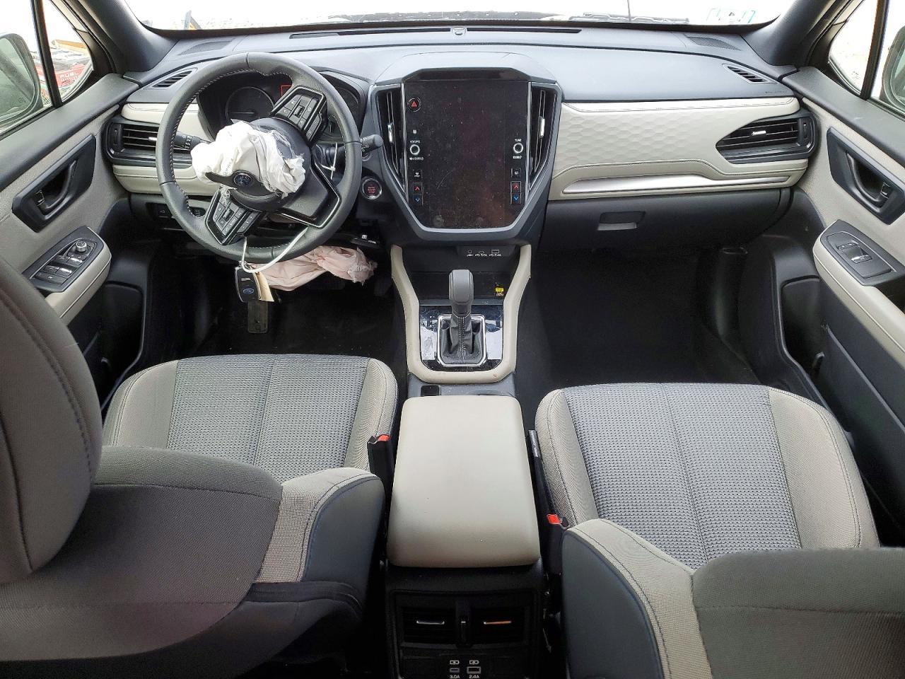 2025 SUBARU FORESTER