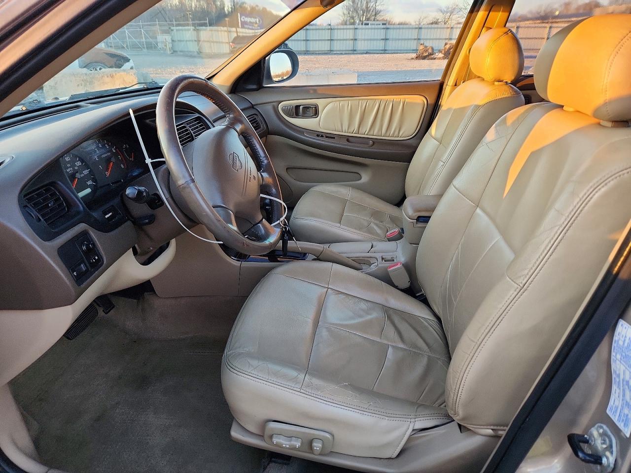 2001 NISSAN ALTIMA