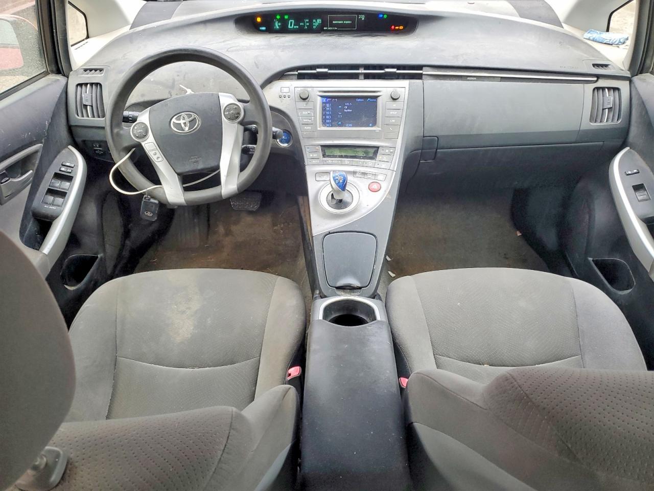 2013 TOYOTA PRIUS