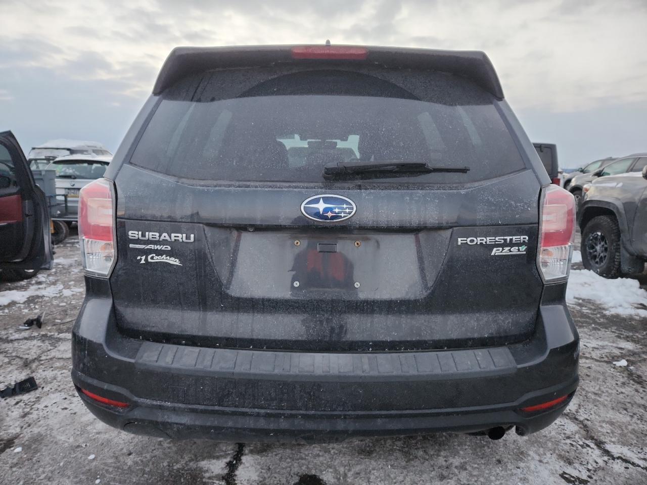 2017 SUBARU FORESTER