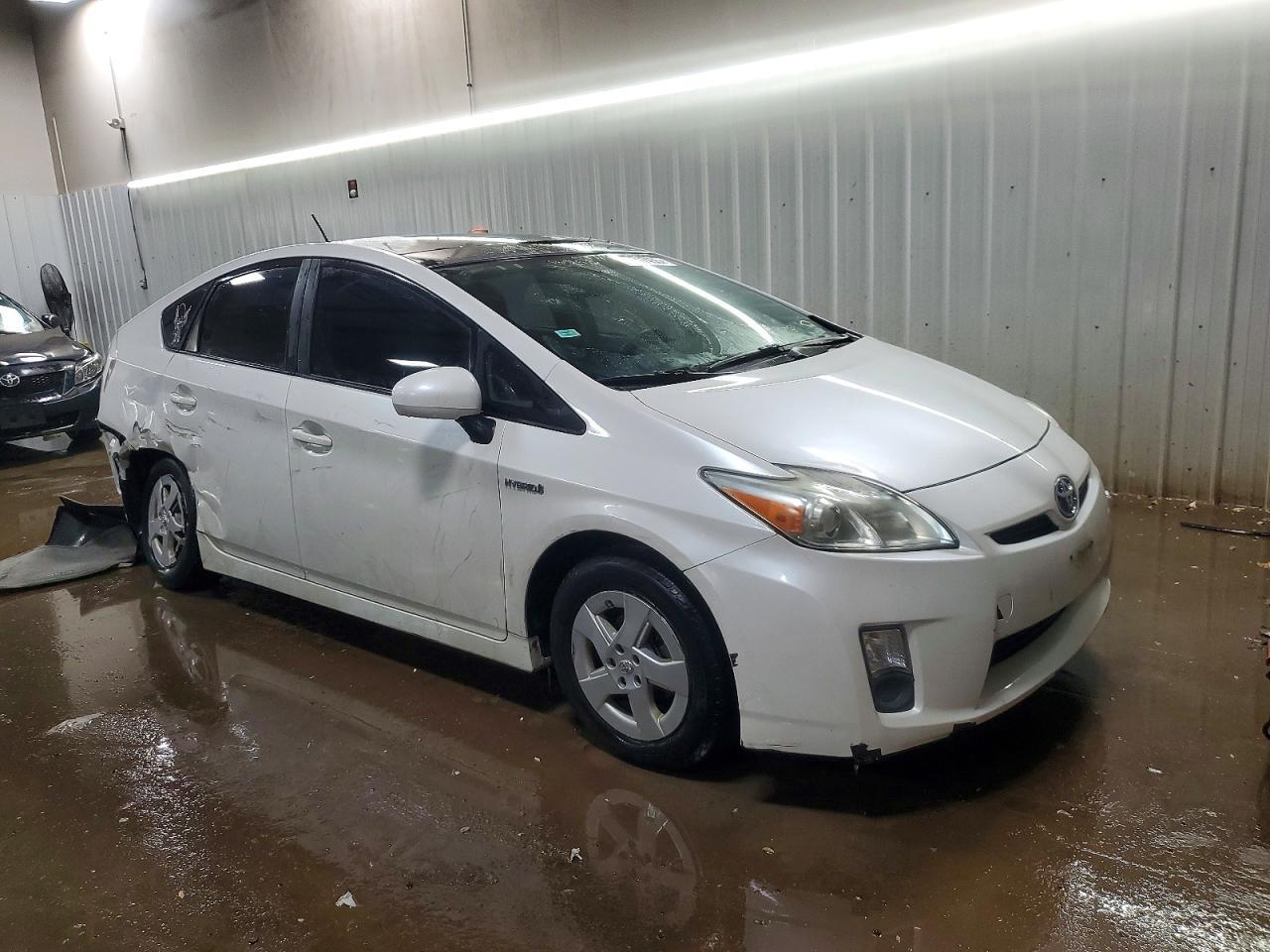 2010 TOYOTA PRIUS