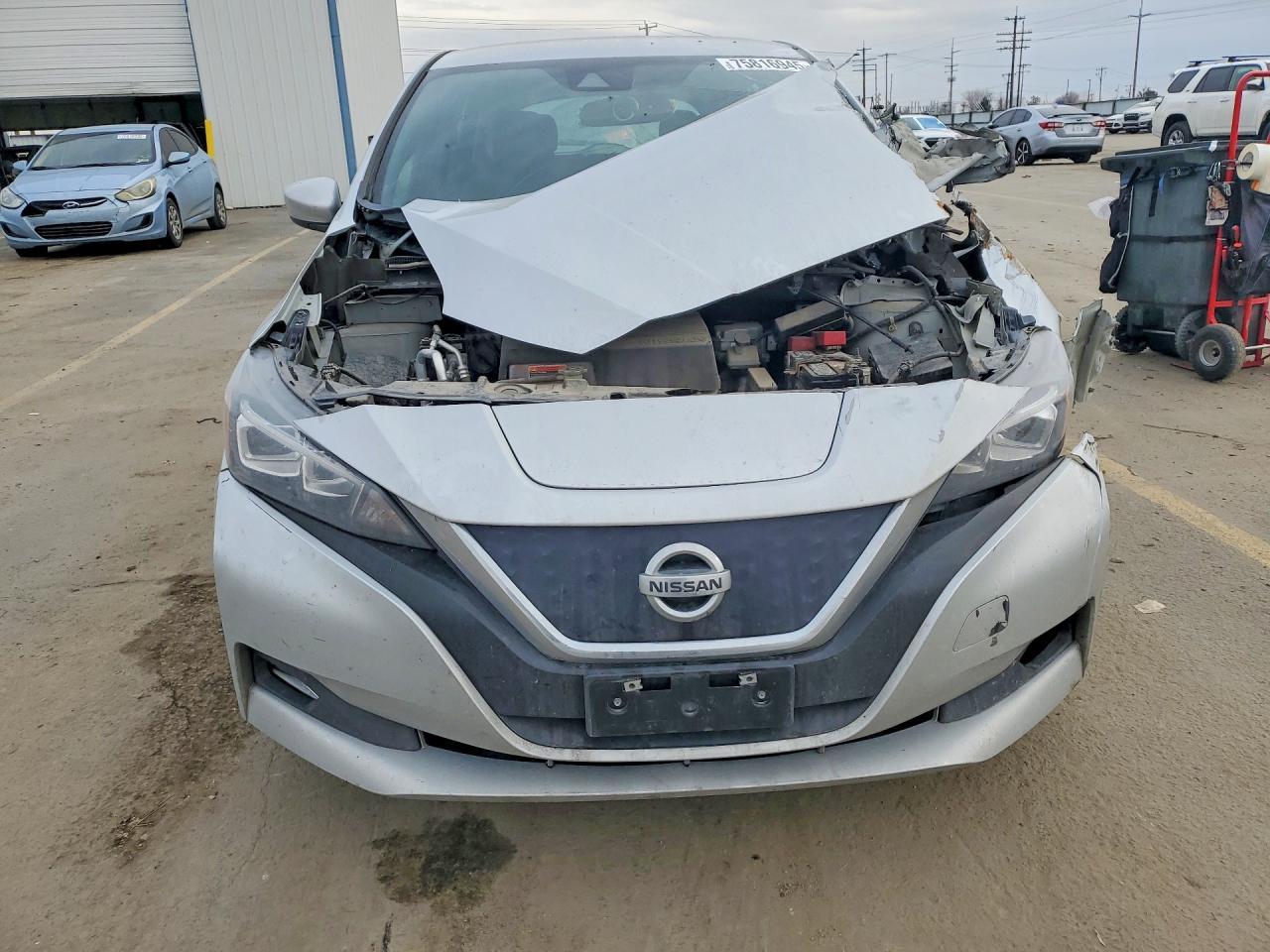 2018 NISSAN LEAF