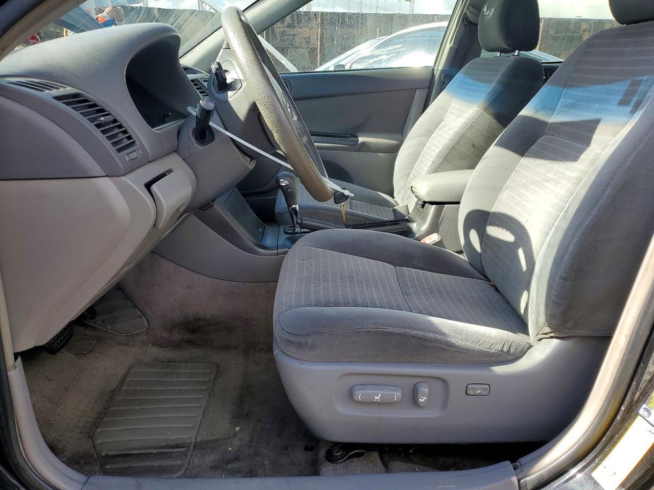 2005 TOYOTA CAMRY