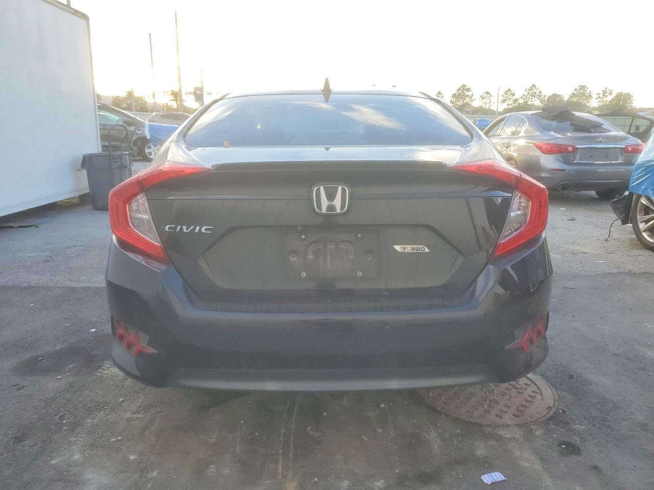 2016 HONDA CIVIC