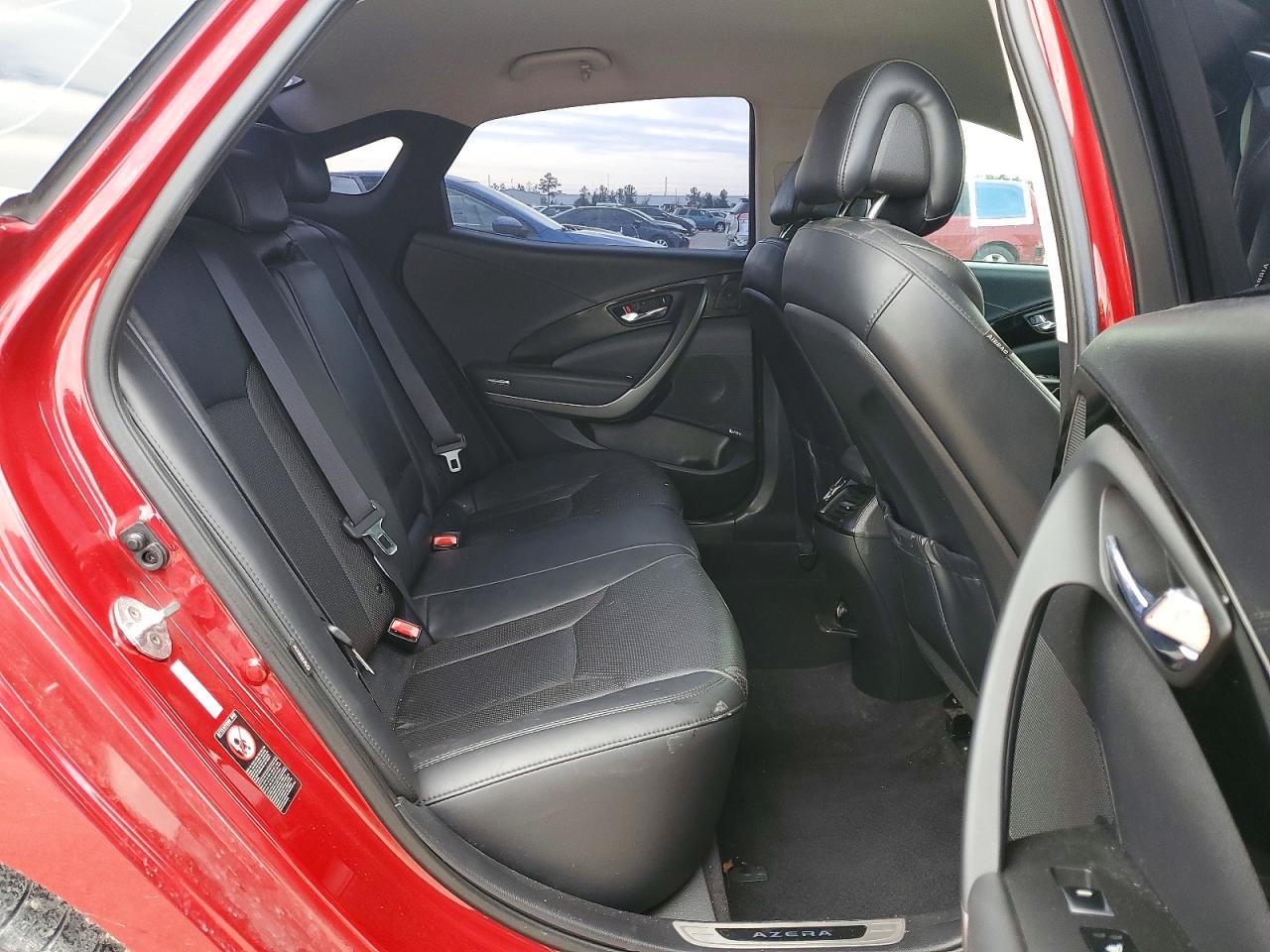 2016 HYUNDAI Azera