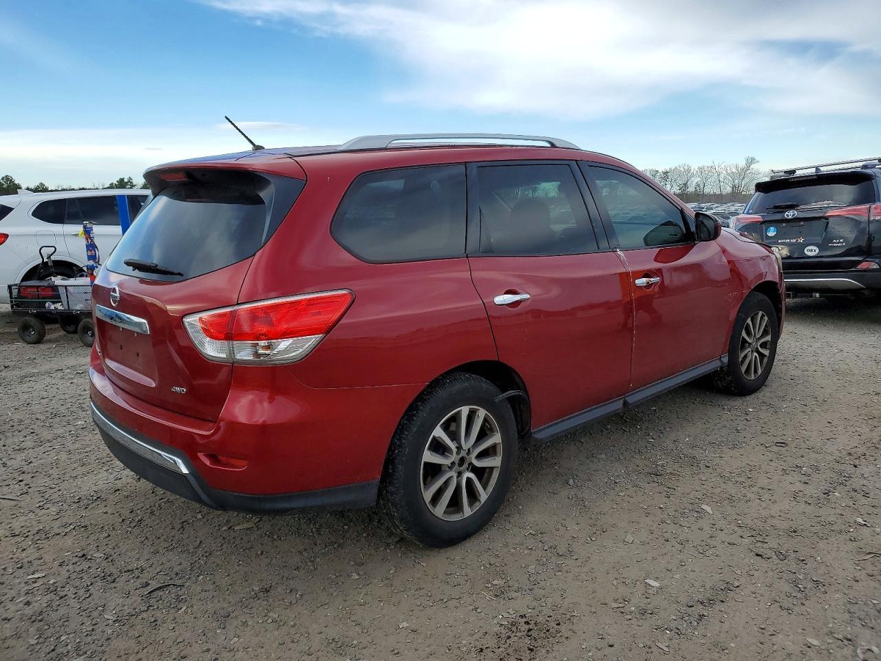 2015 NISSAN PATHFINDER