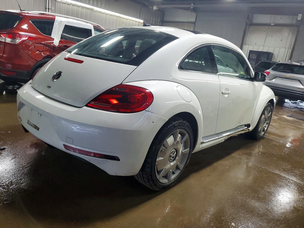 2014 VOLKSWAGEN Beetle