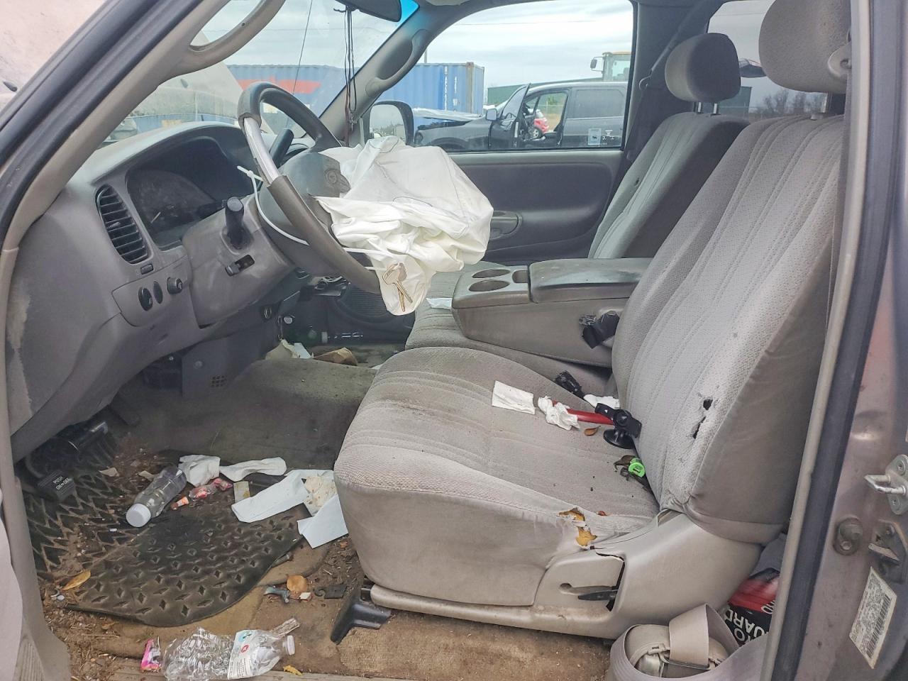 2000 TOYOTA TUNDRA