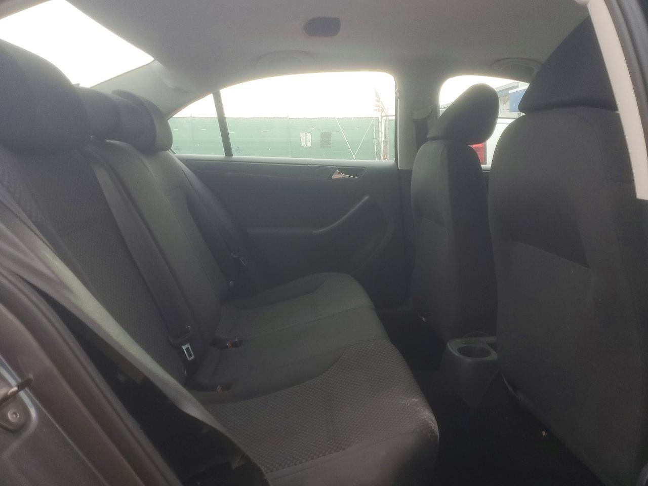 2012 VOLKSWAGEN JETTA
