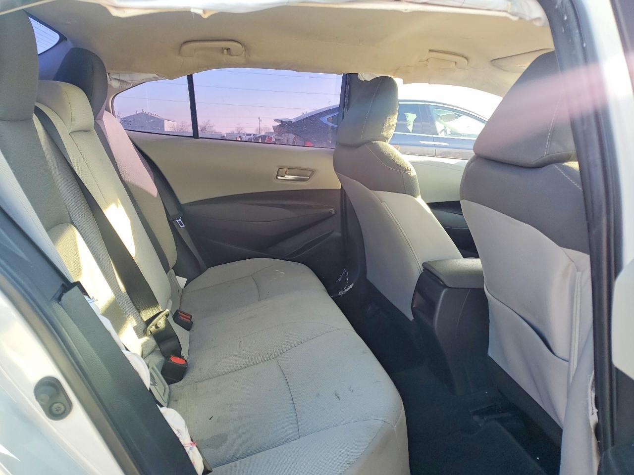 2021 TOYOTA COROLLA