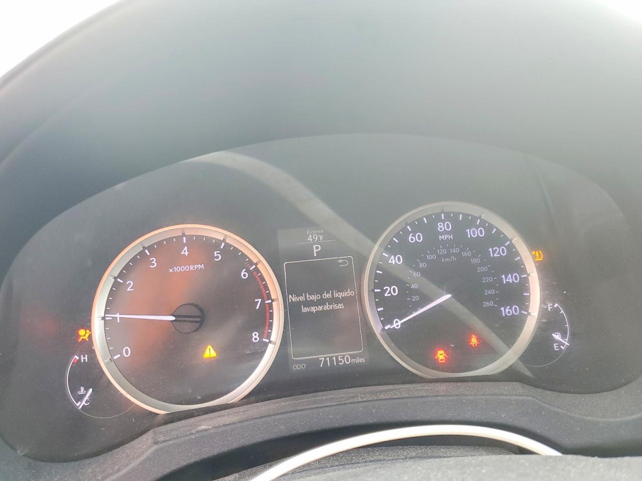 2016 LEXUS IS 200t