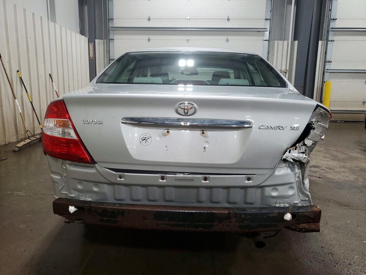2004 TOYOTA CAMRY
