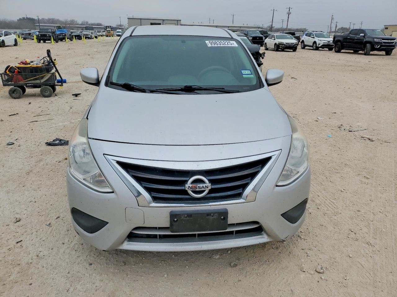 2016 NISSAN VERSA