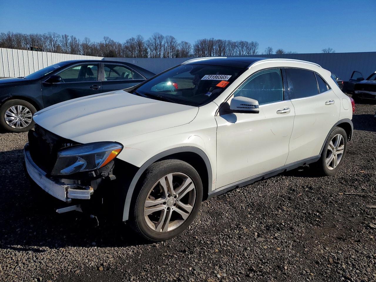 2016 MERCEDES-BENZ GLA-Class