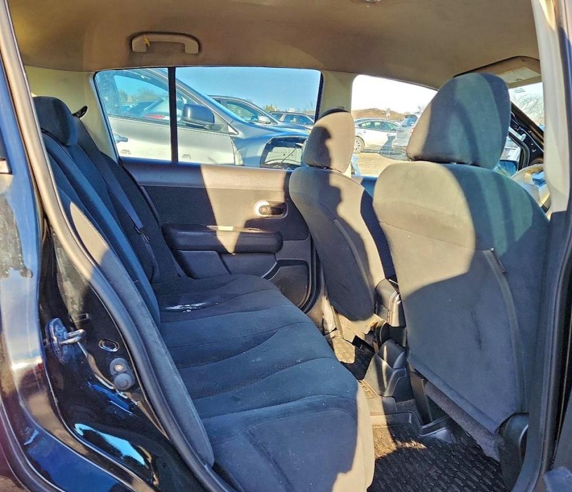 2010 NISSAN VERSA