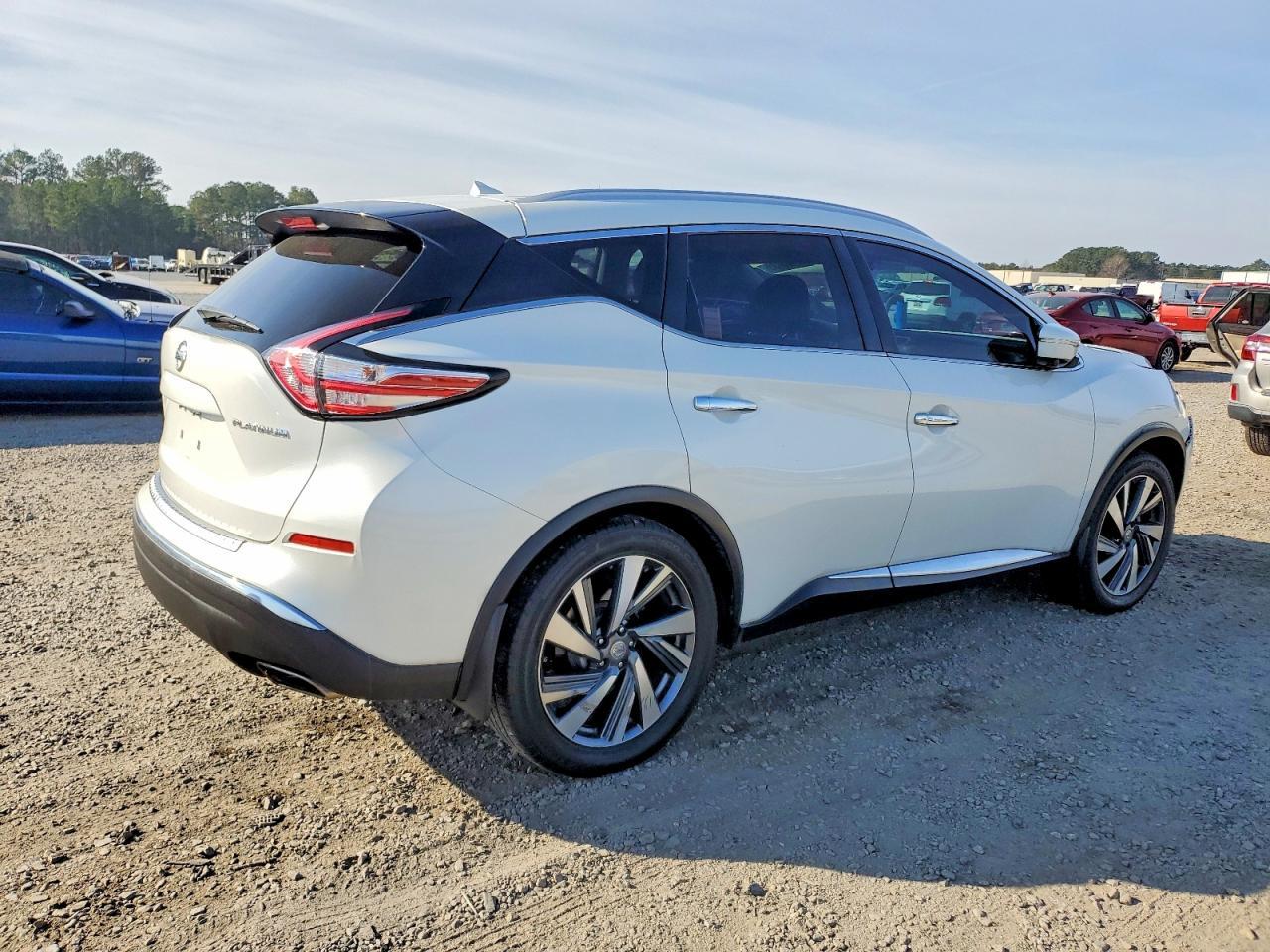 2015 NISSAN MURANO
