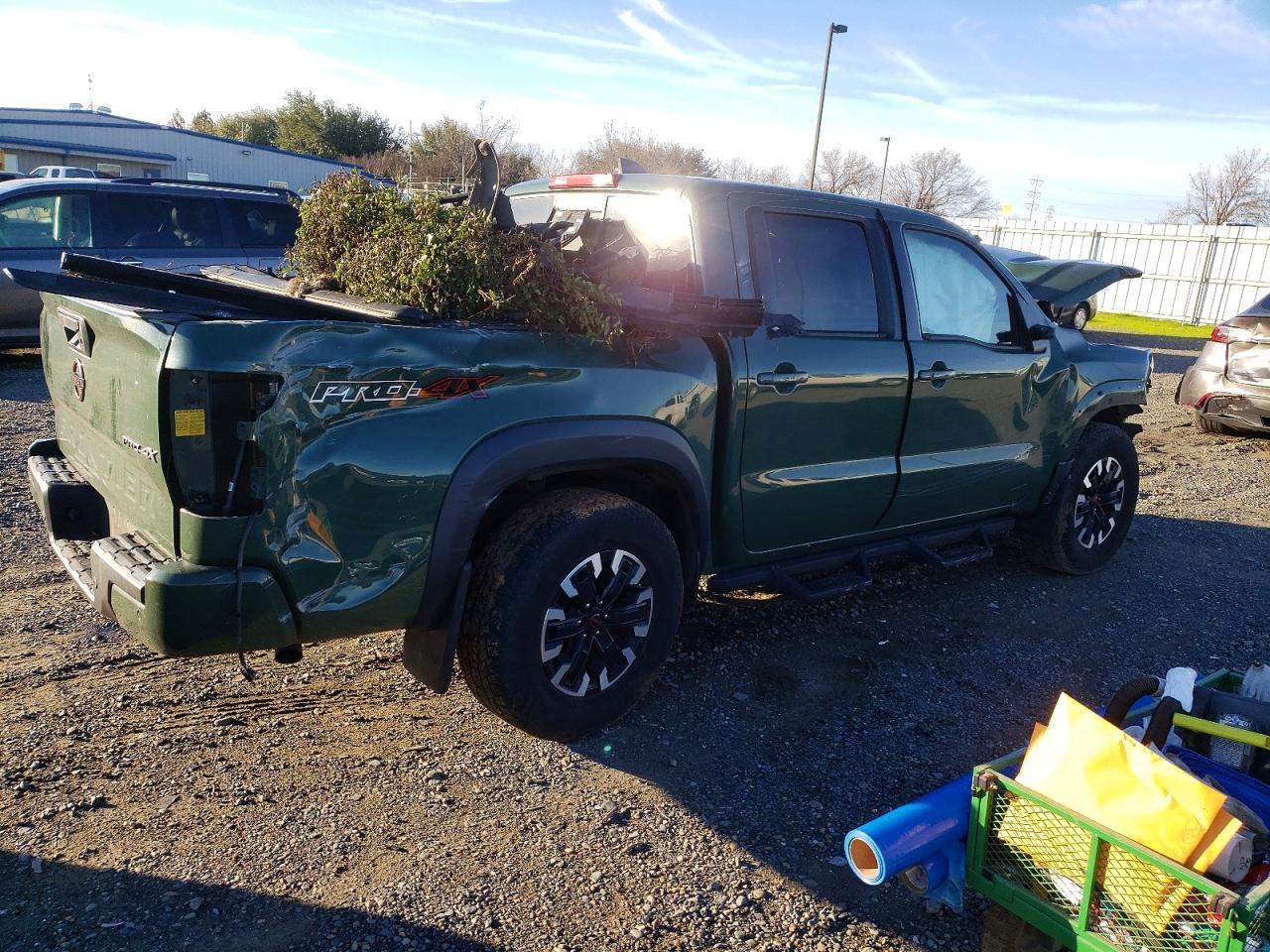 2022 NISSAN Frontier