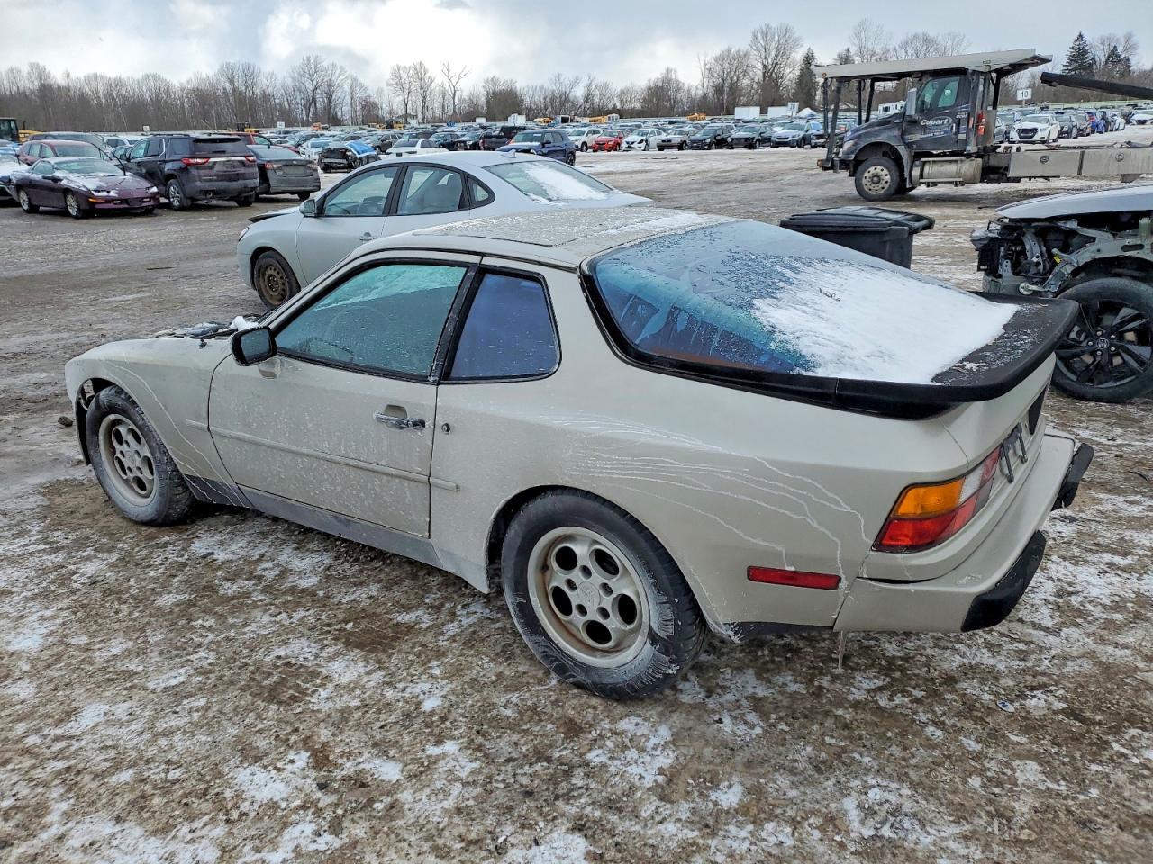 1984 PORSCHE 944