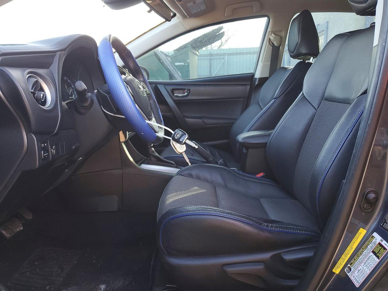 2017 TOYOTA COROLLA