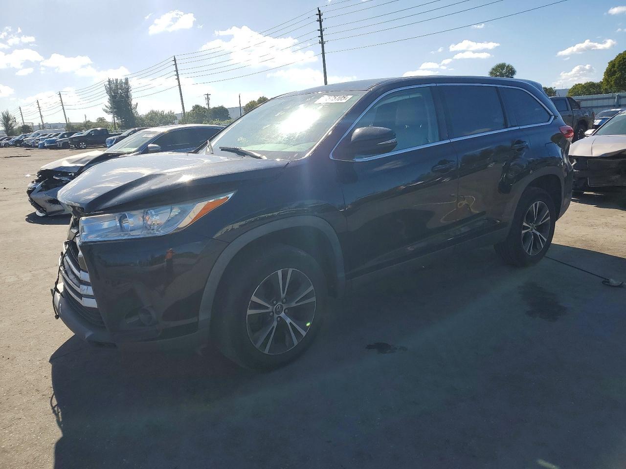 2019 TOYOTA HIGHLANDER
