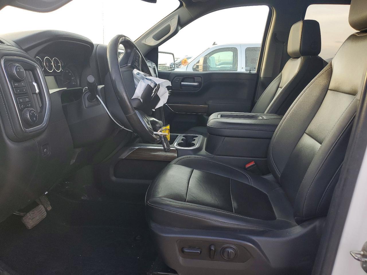 2021 CHEVROLET Silverado