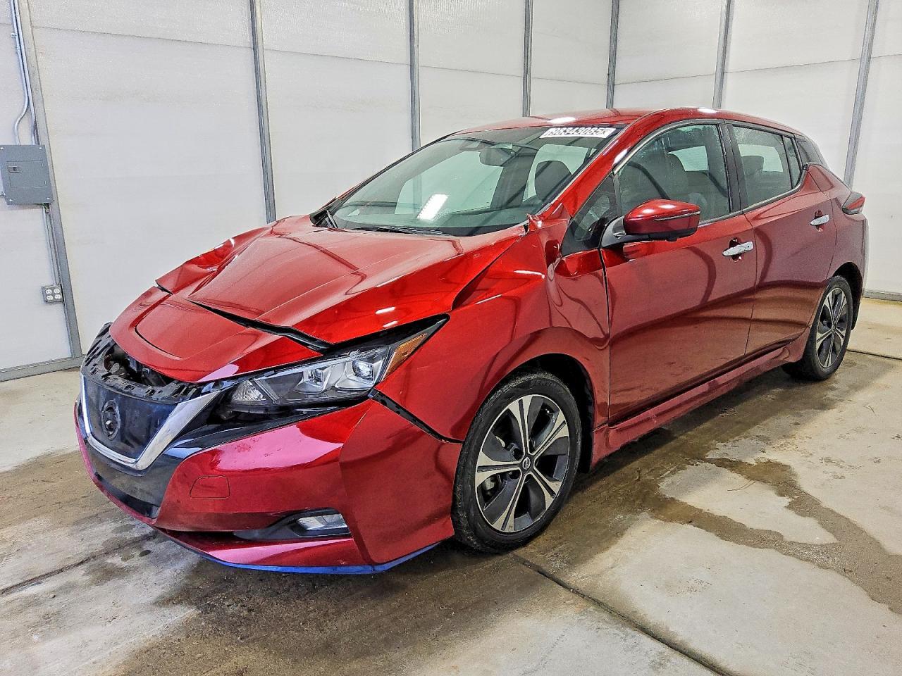 2020 NISSAN LEAF